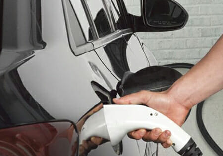 Rooftop solar connection to EV